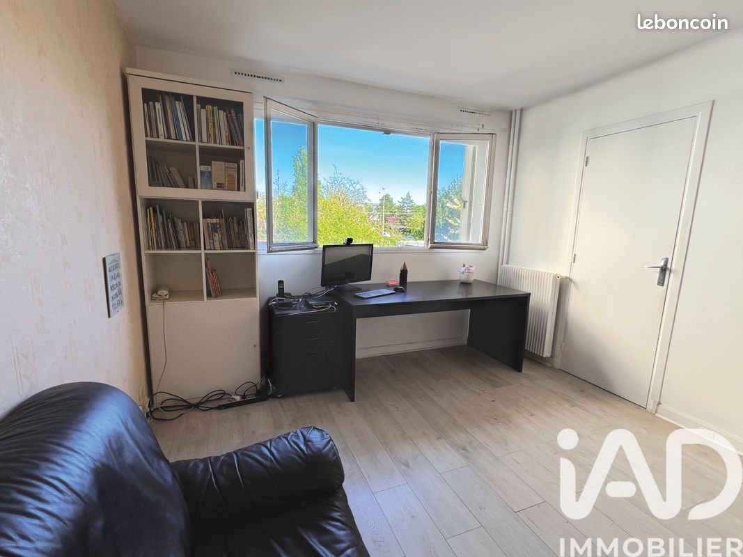 Appartement 1 pièce 27 m² · à Bois-Colombes · 27 m² · 165 000 €