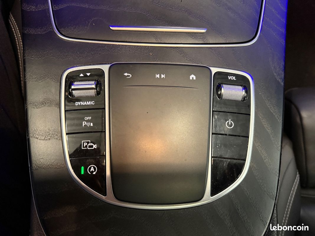 Mercedes Classe E 220D 194 AMG LINE - Toit Ouvrant - Caméra - CarPlay - Sièges Chauffants (image 24)