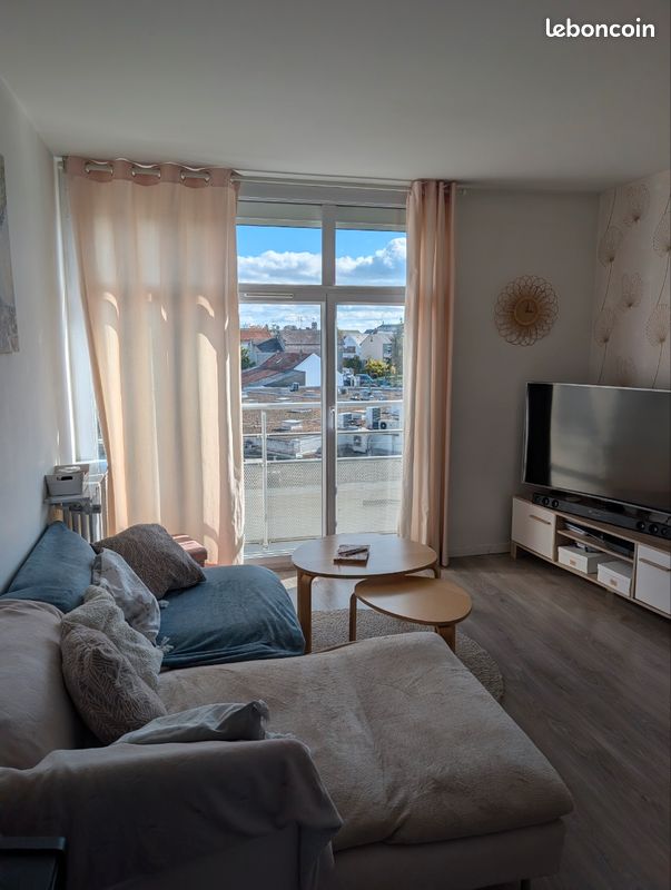 Appartement 3 pièces 55 m² · à Saint-Jean-de-la-Ruelle · 55 m² · 790 €/mois