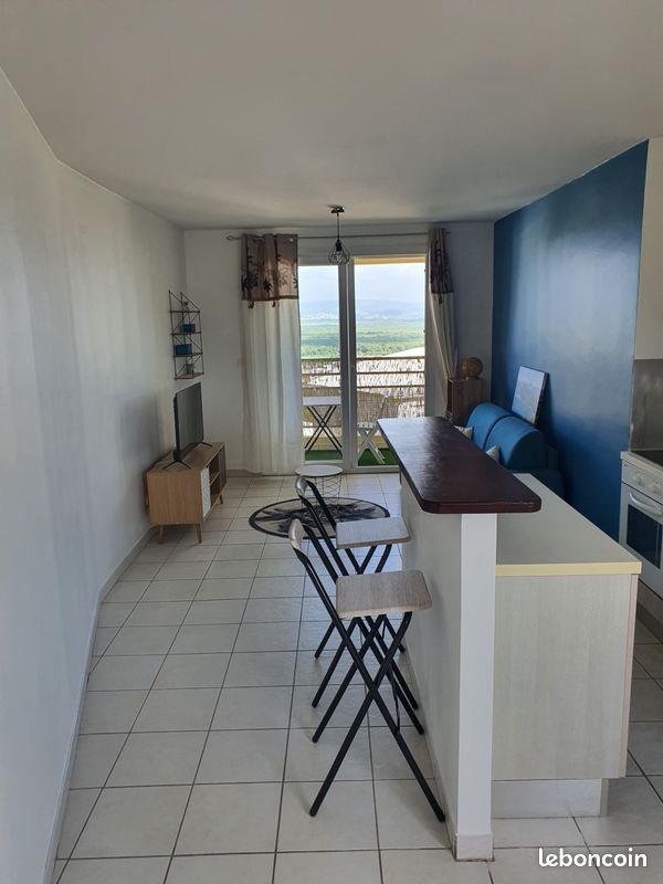 Appartement 1 pièce 39 m² · à Le Lamentin · 39 m² · 680 €