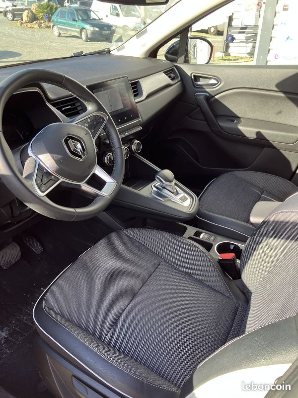 Renault Captur 1.6 E-TECH HYBRIDE RECHARGEABLE - 160 BVA MULTI- (image 7)