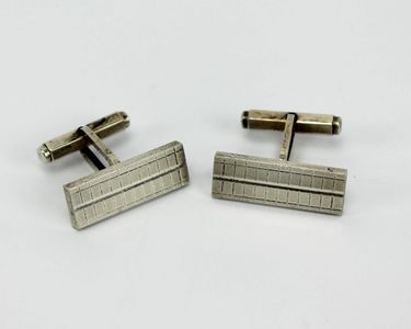 Paire de boutons de manchettes anciens - argent massif