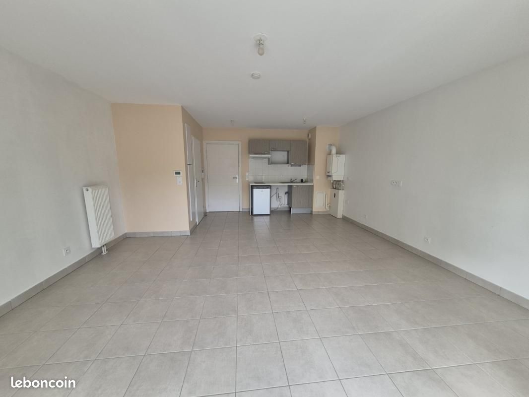 Appartement 1 pièce 35 m² · à Loos · 35 m² · 585 €/mois