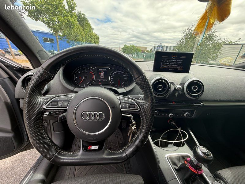 AUDI A3 Série 3 Sportback 1.6 TDi 16V FAP S&S 110ch « S Line » (image 10)