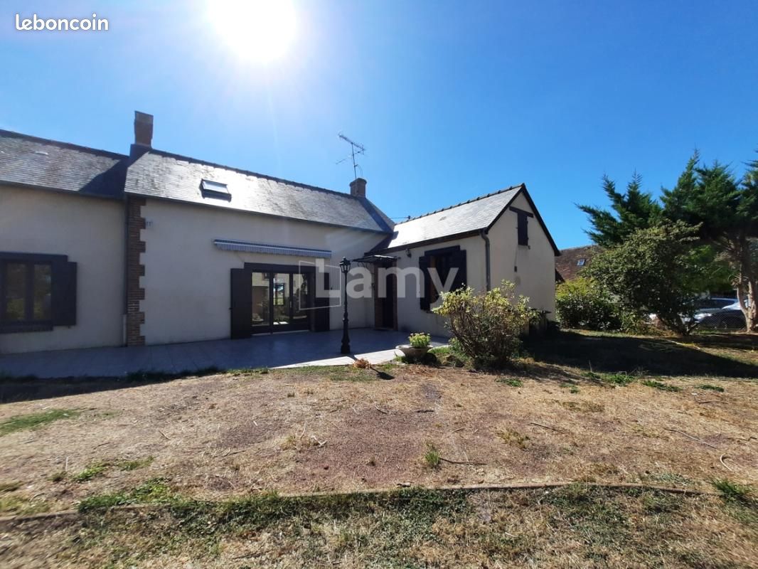 Maison 5 pièces 197 m² · à Chapelon · 197 m² · 950 €/mois