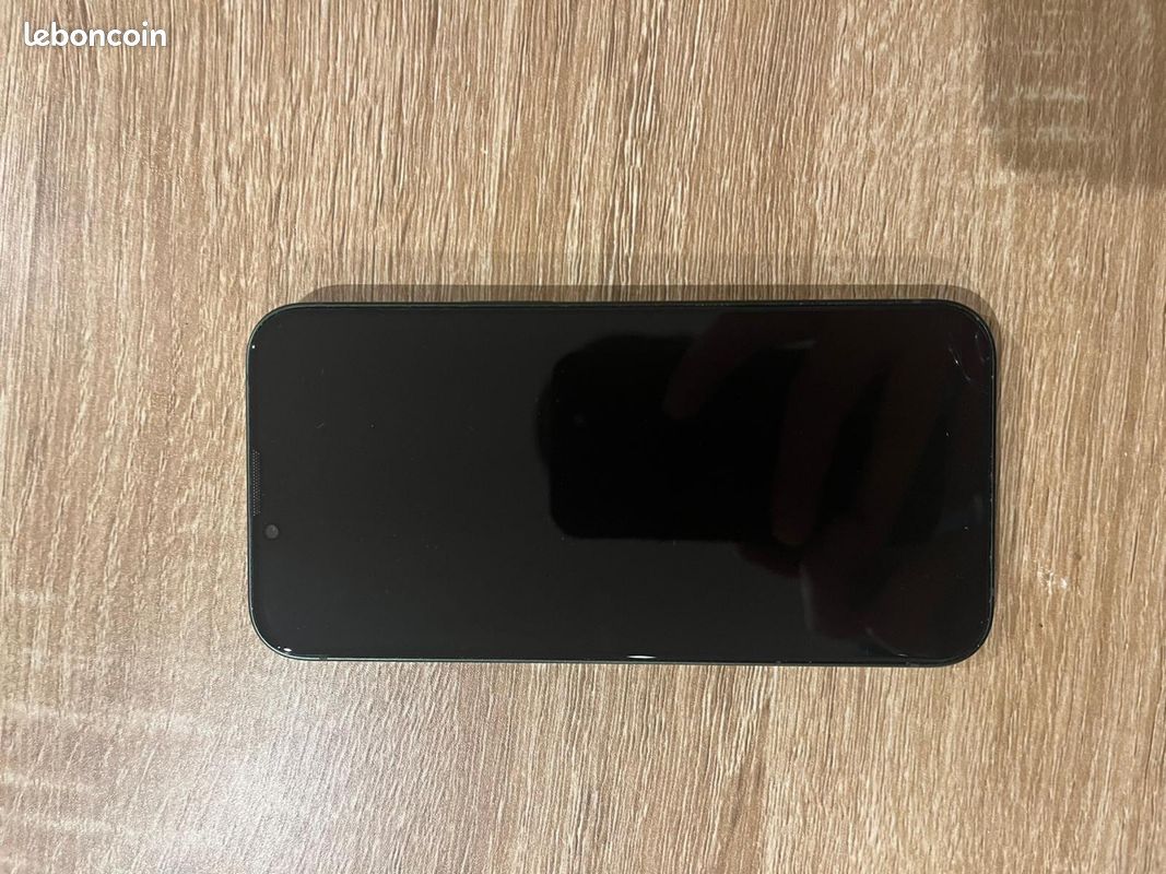 IPhone 13 (image 1)