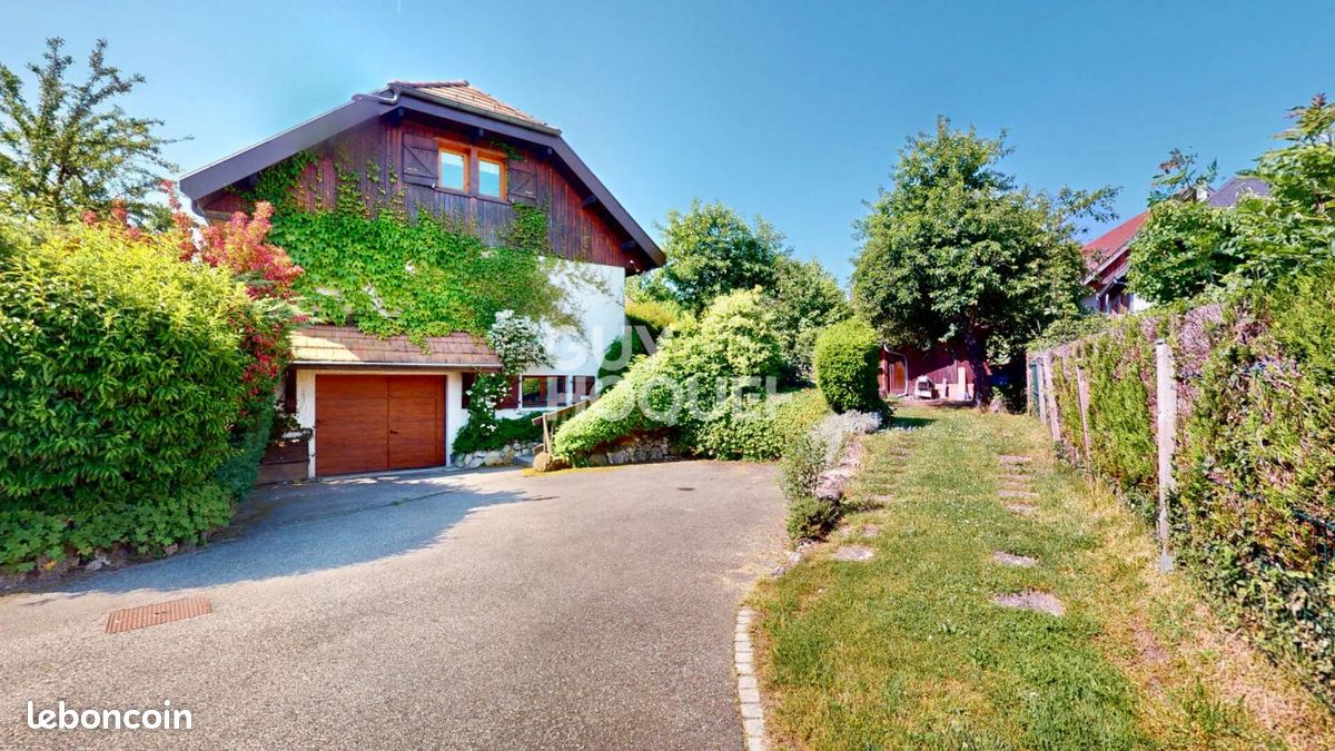 Maison 12 pièces 296 m² · à Chavanod · 296 m² · 889 000 €