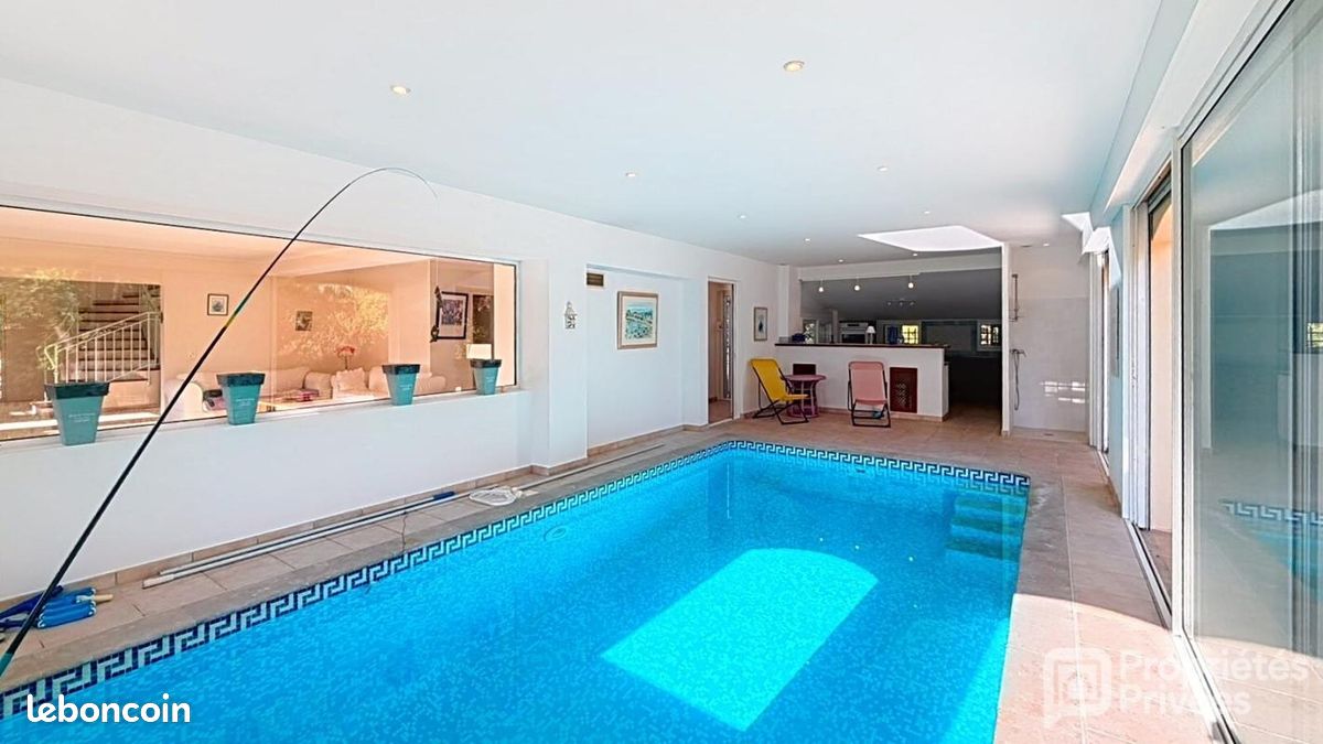 Maison 5 pièces 200 m² · à Saint-Paul-en-Forêt · 200 m² · 690 000 €