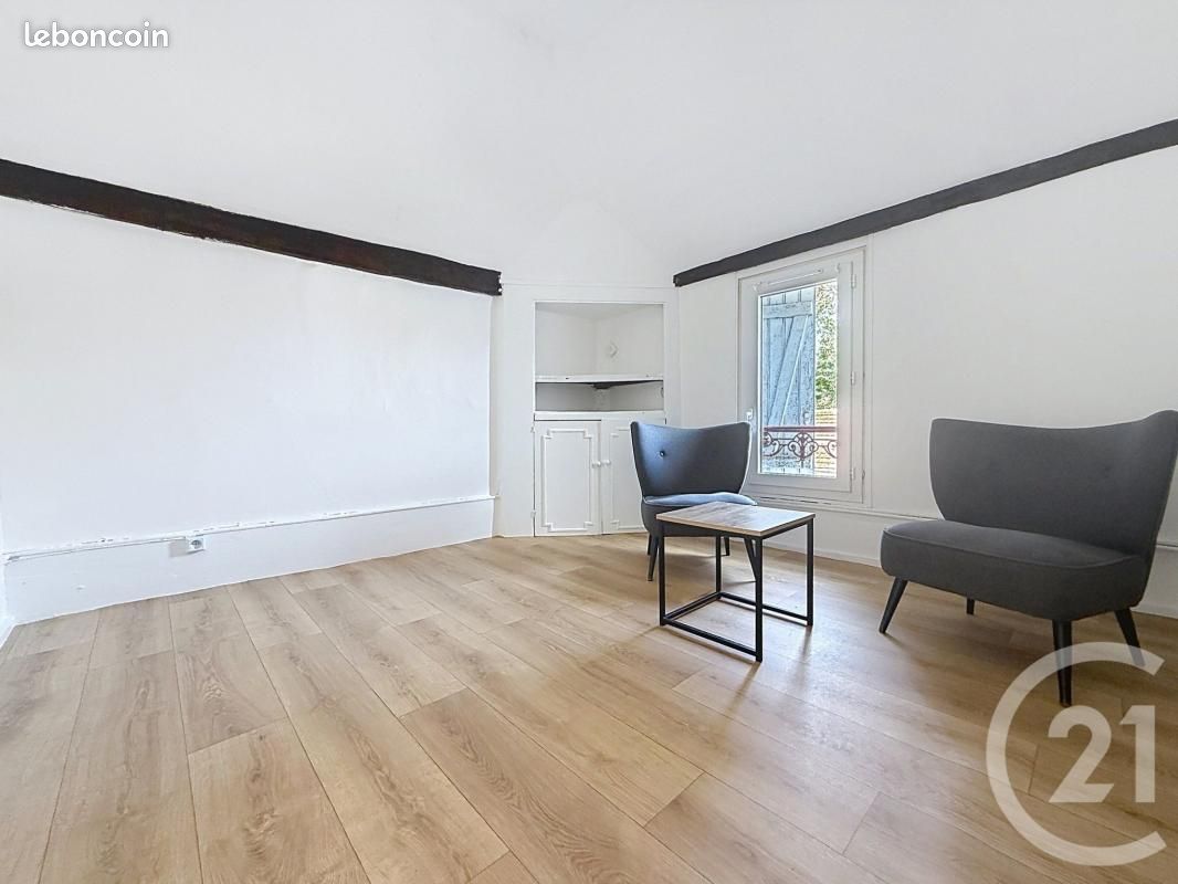 Appartement 2 pièces 37 m² · à Sainte-Savine · 37 m² · 420 €