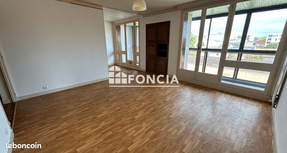 Appartement 4 pièces 84 m² · à La Roche-sur-Yon · 84 m² · 860 €/mois
