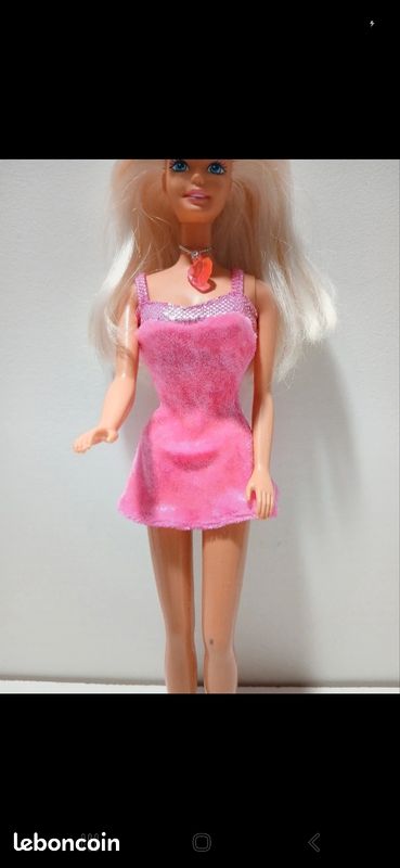 Sweetheart Barbie Doll Brunette in Yellow Dress 1997 Mattel 18610
