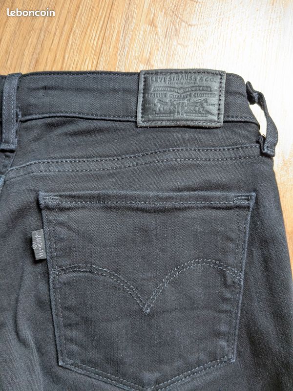 Levis Jean (image 9)