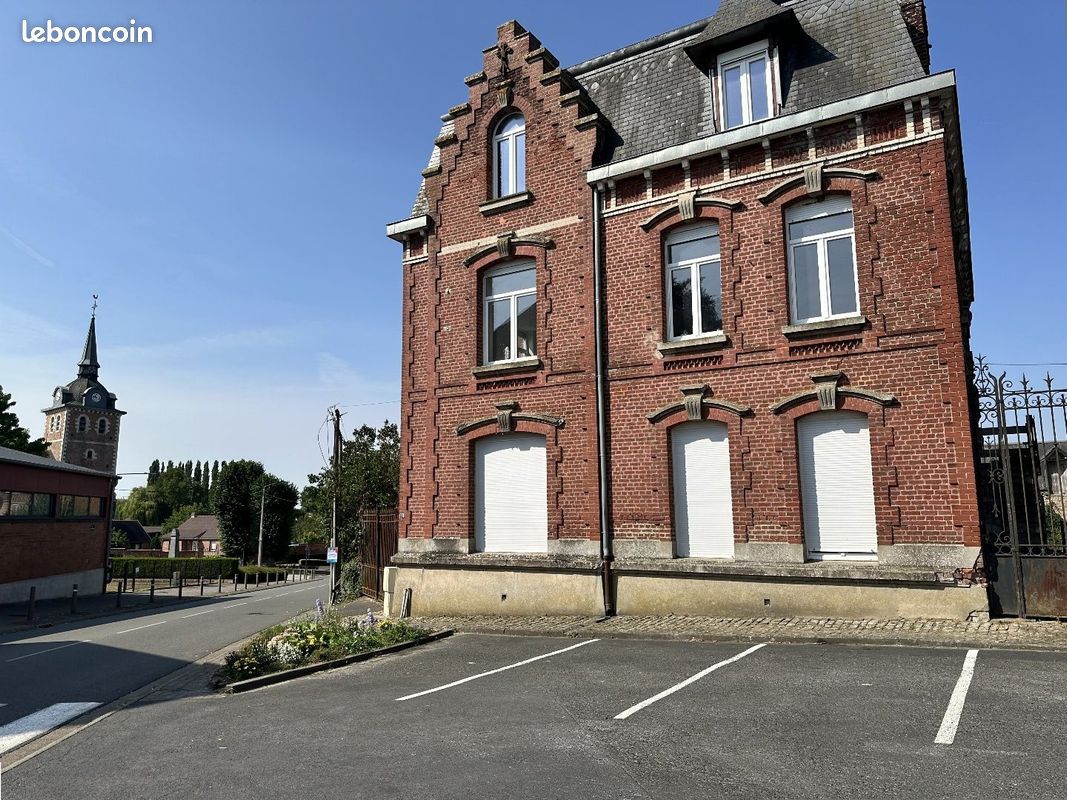 Appartement 4 pièces 106 m² · à Vertain · 106 m² · 825 €