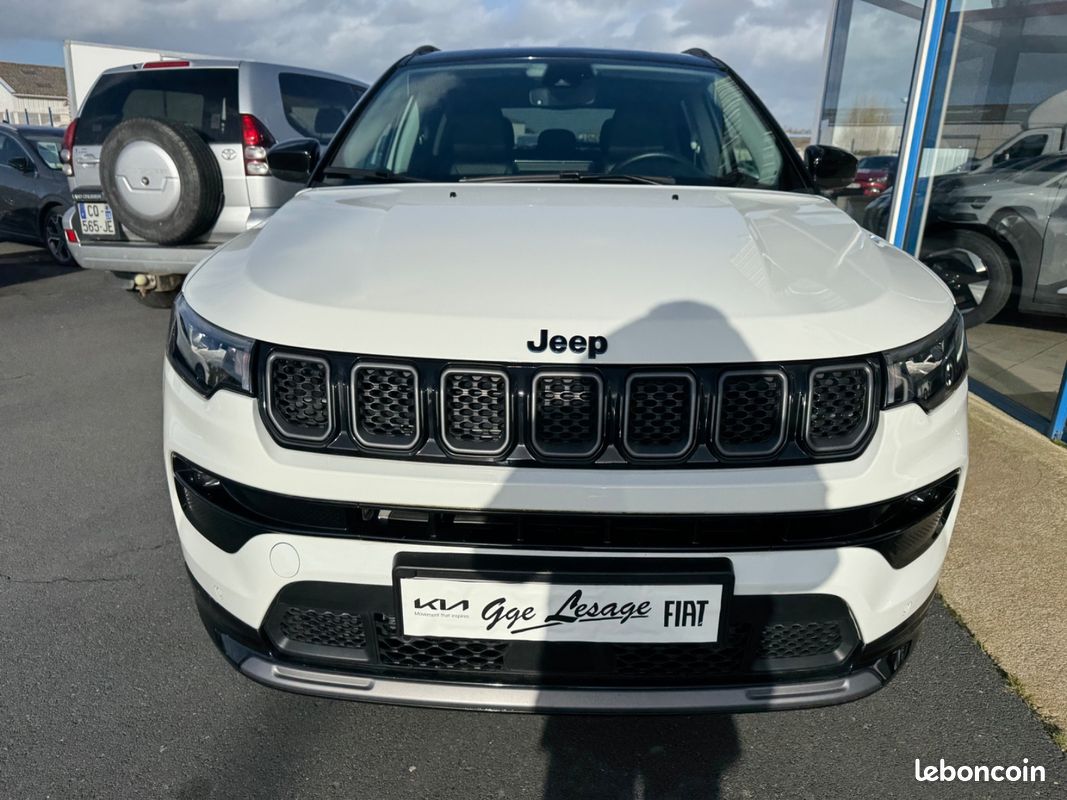 Jeep COMPASS S PHEV 240 CH 4XE S Plug-In Hybrid 4Xe (image 3)
