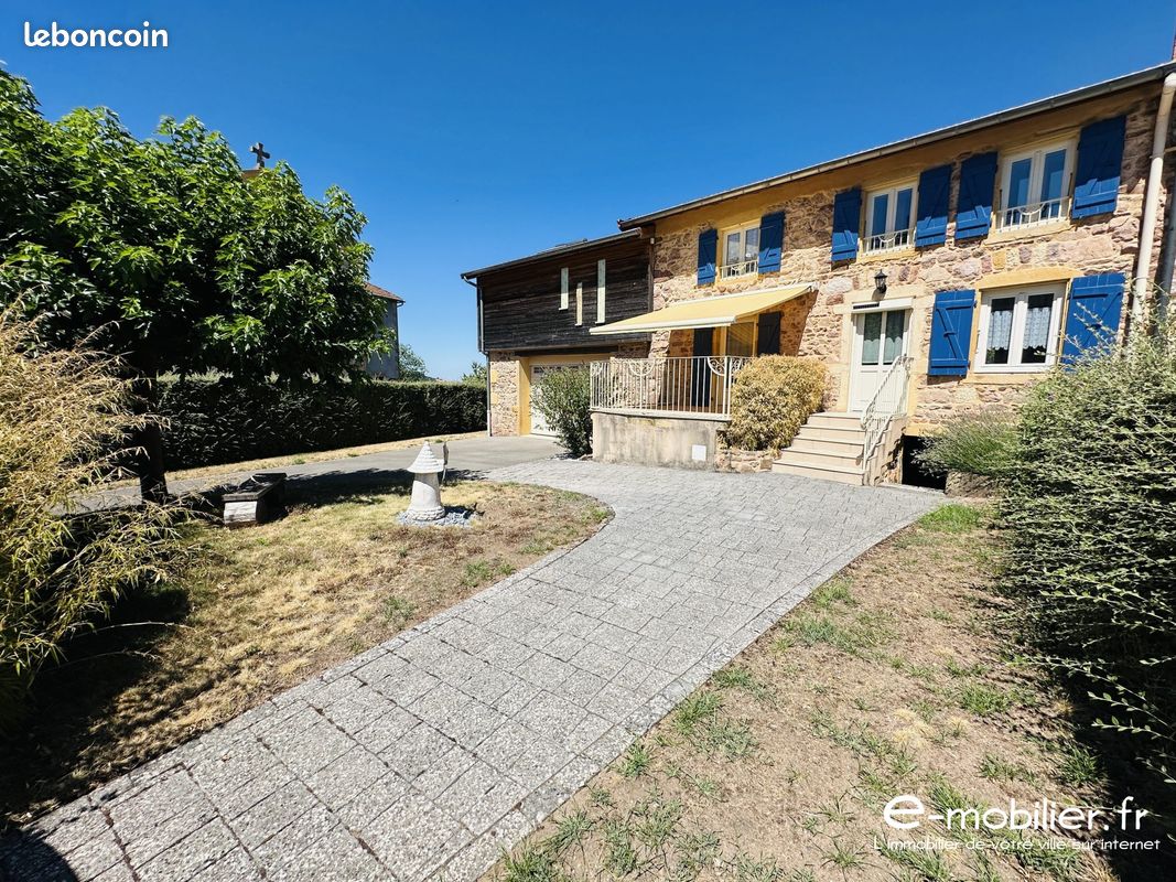 Maison 5 pièces 138 m² · à Belmont-de-la-Loire · 138 m² · 197 000 €