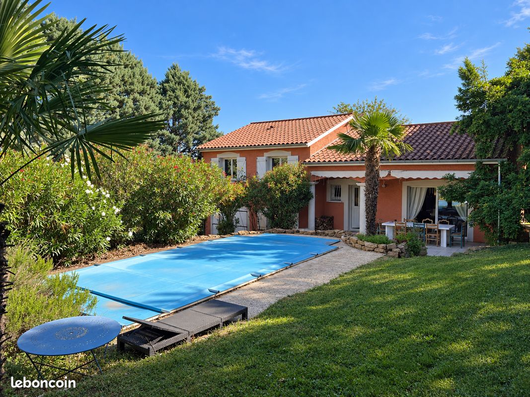 Maison 5 pièces 140 m² · à Givors · 140 m² · 415 000 €