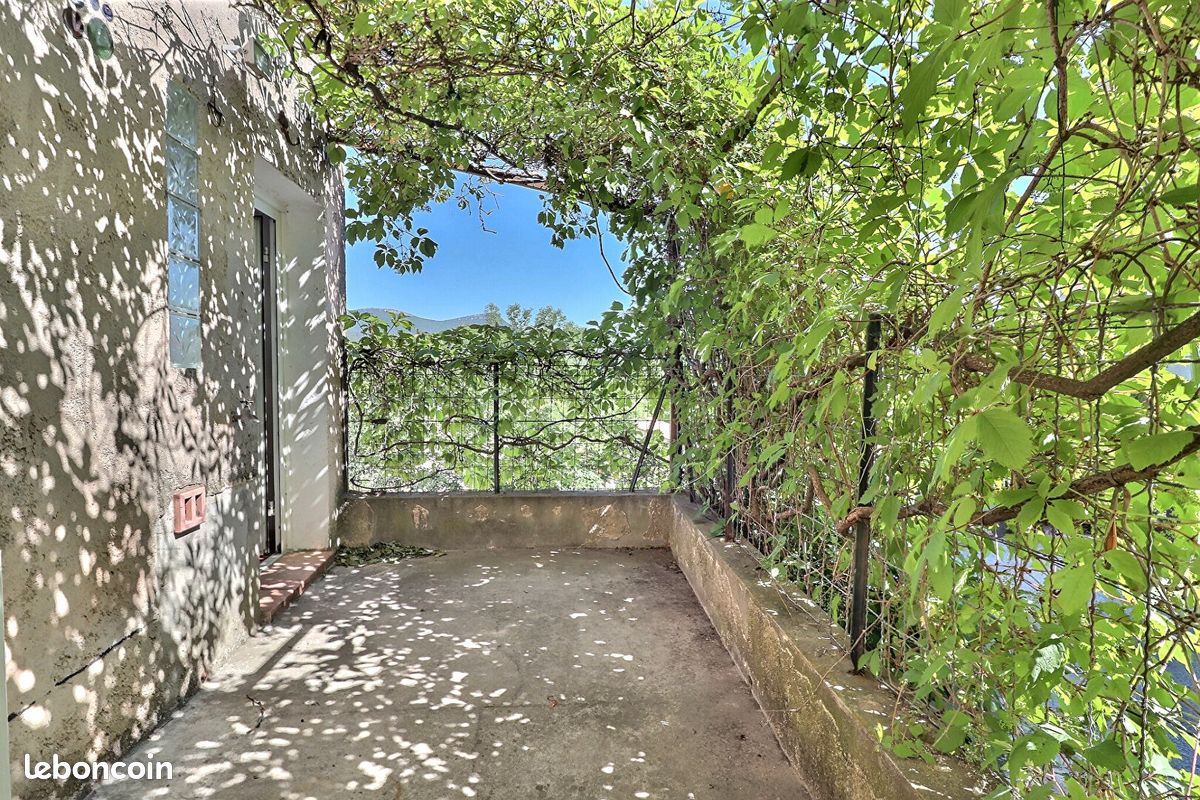 Appartement 2 pièces 51 m² · à Cuers · 51 m² · 620 €