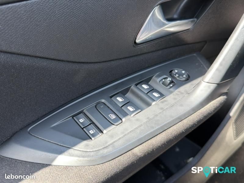Peugeot 308 SW 1.5 BlueHDi 130ch S&S Active Pack EAT8 (image 15)