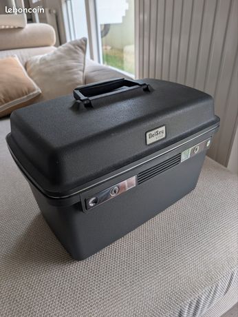 Valise Vintage Delsey - Coque Rigide Noire - 2 Roues - Grande Taille - Fabriquée En France