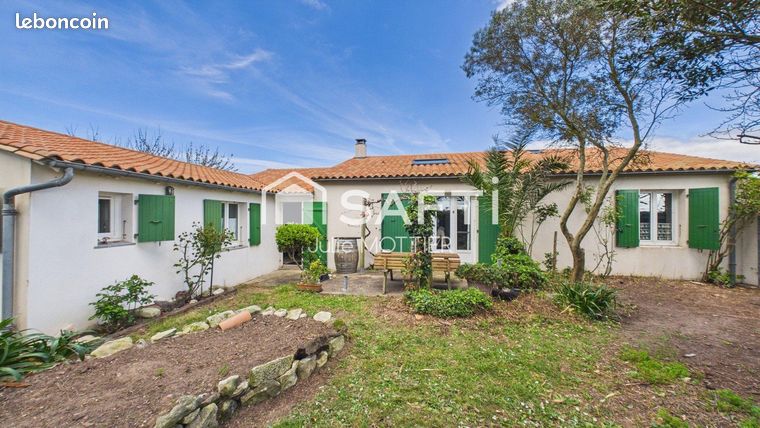 Propriété 6 pièces 104 m²