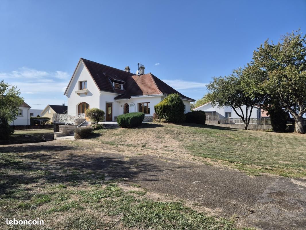 Maison 6 pièces 140 m² · à Haucourt-Moulaine · 140 m² · 399 000 €