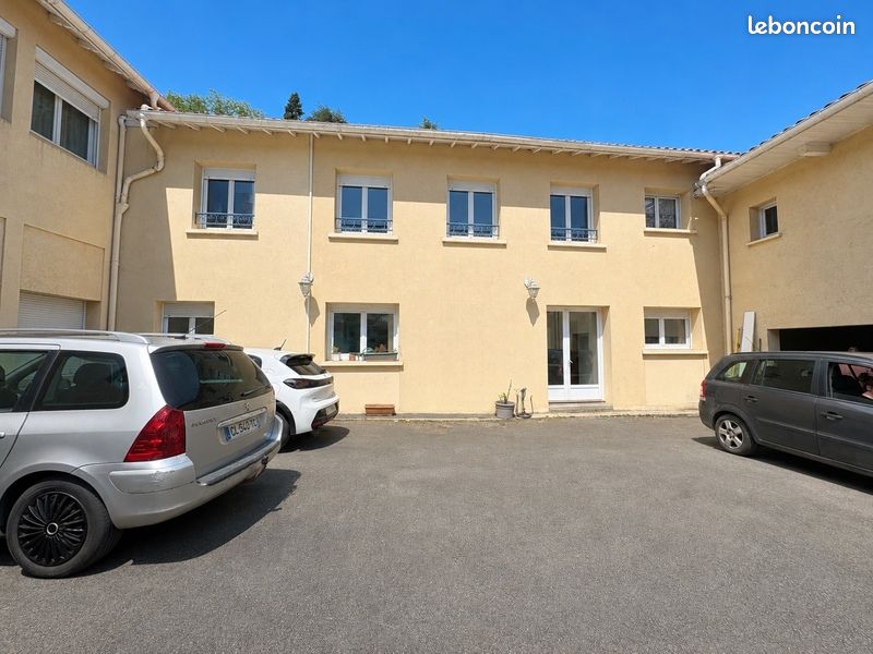 Immeuble 305 m² · à Aire-sur-l'Adour · 305 m² · 401 700 €