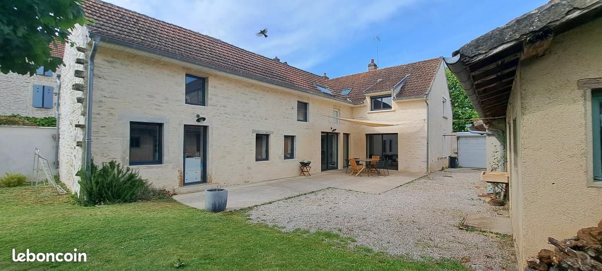 Maison 165 m² · à Beaune · 165 m² · 644 800 €