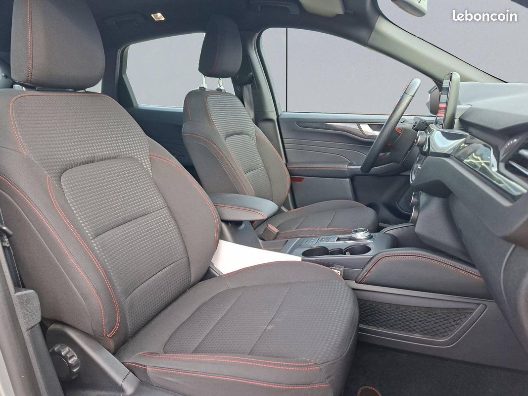 FORD Kuga 2.5 Duratec 190 ch FlexiFuel FHEV E85 Powershift ST-Line (image 17)