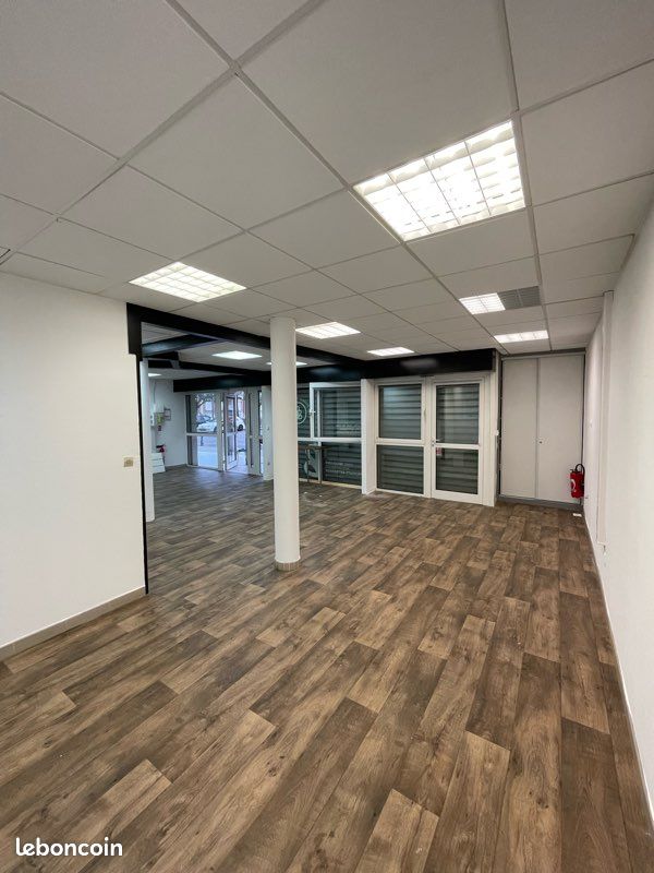 Local commercial 3 pièces 78 m² · à Bruay-la-Buissière · 78 m² · 89 000 €