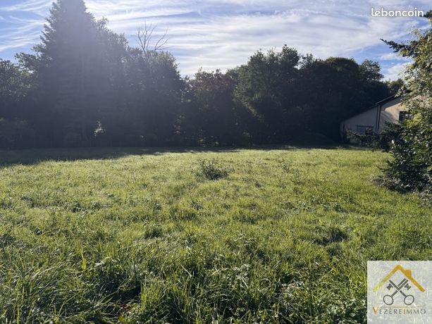 Terrain 1684 m² Donzenac