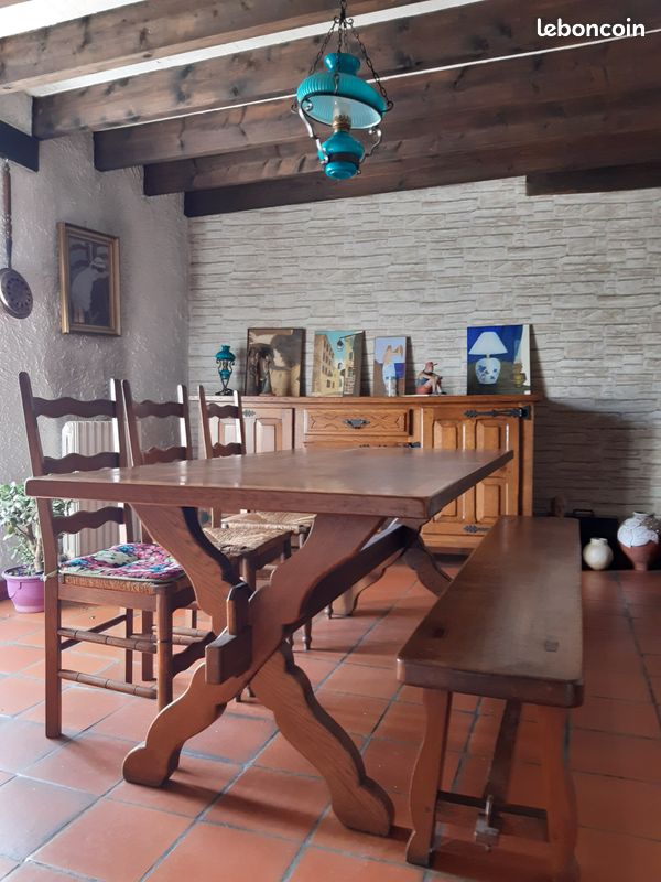 Salle à manger (image 1)