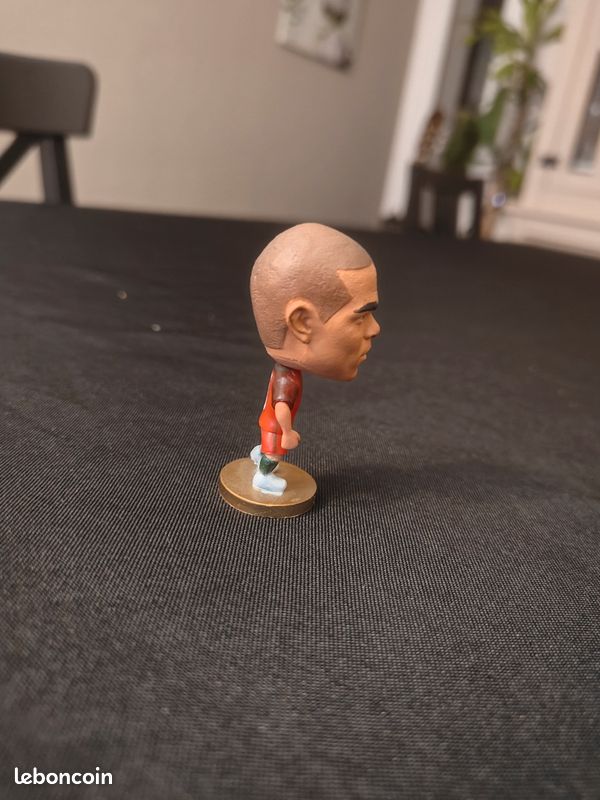 Figurine football (image 3)