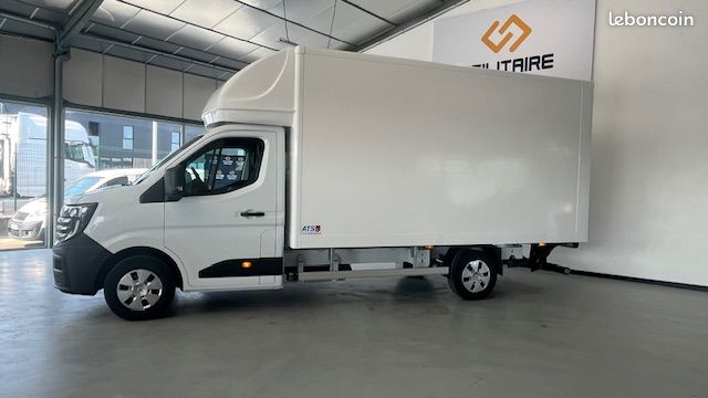 44 990 ht / Nissan interstar caisse 22m3 hayon porte laterale capucine 2.0 dci 170 cv bvm6 N-CONNECTA neuf (image 2)