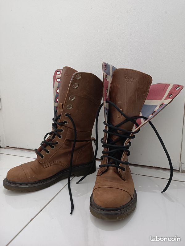 Dr Martens Bottes Triumph 1914 Femme Dr Martens Aimilie Rouge Hotsell