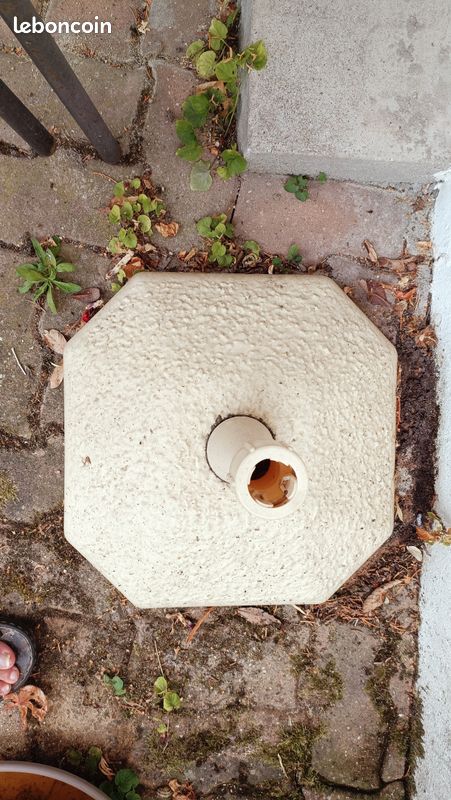 Grand parasol avec pied (image 3)