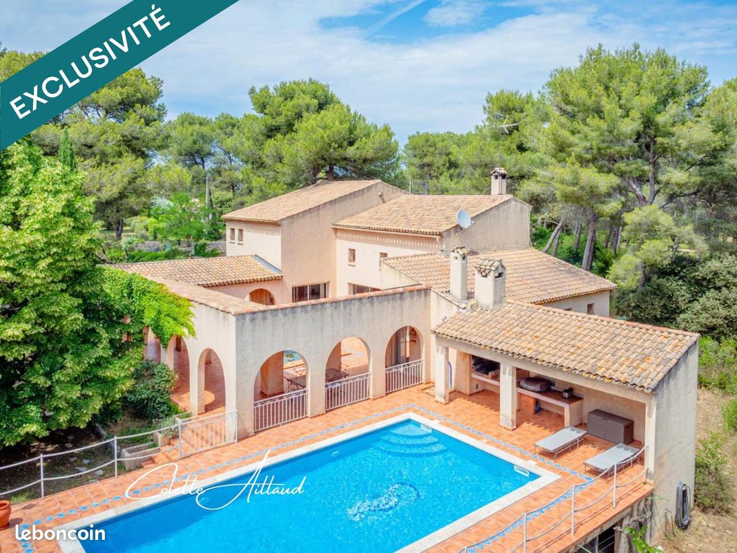 Maison 8 pièces 280 m² · aux Pennes-Mirabeau · 280 m² · 1 190 000 €