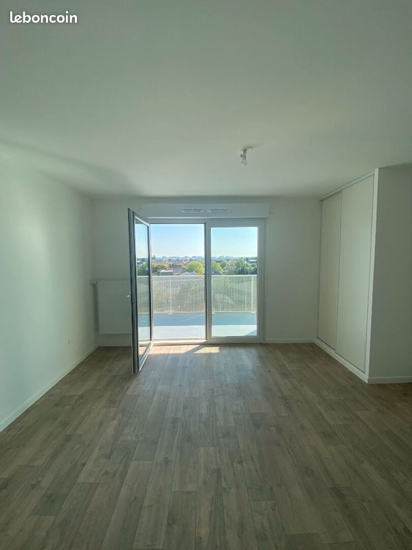 Appartement 1 pièce 29 m² · à Fontenay-sous-Bois · 29 m² · 790 €/mois