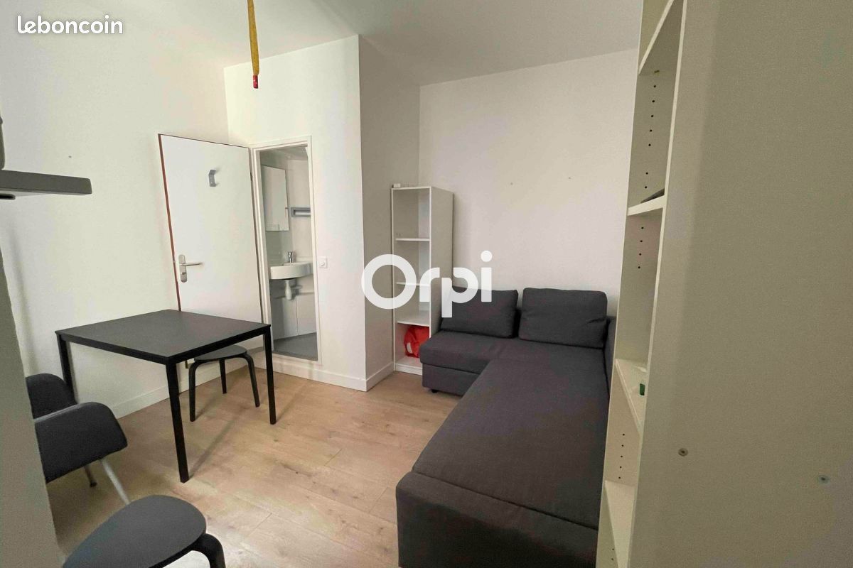 Appartement 1 pièce 13 m² · à Lille · 13 m² · 400 €