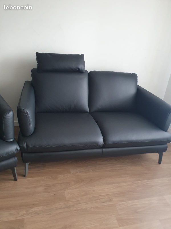 Fauteuil en cuir prix négociable (image 3)