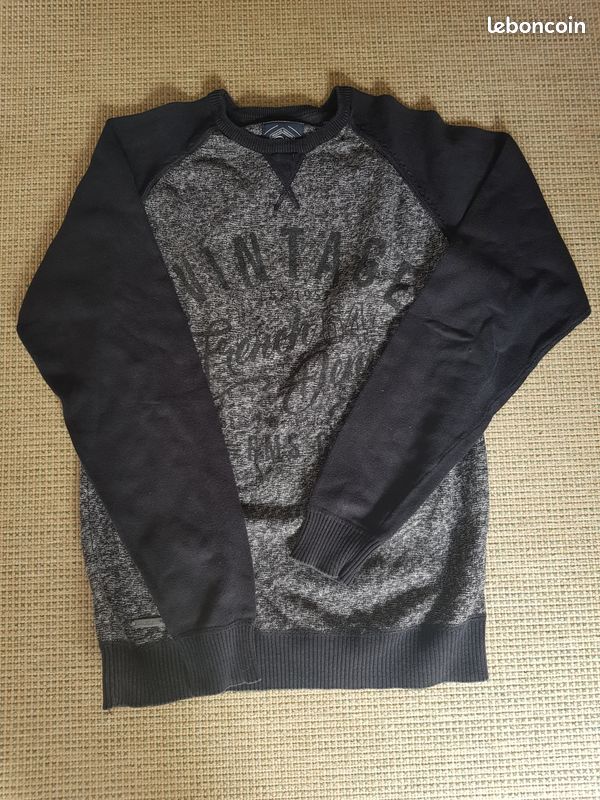 Pull noir taille S (image 1)