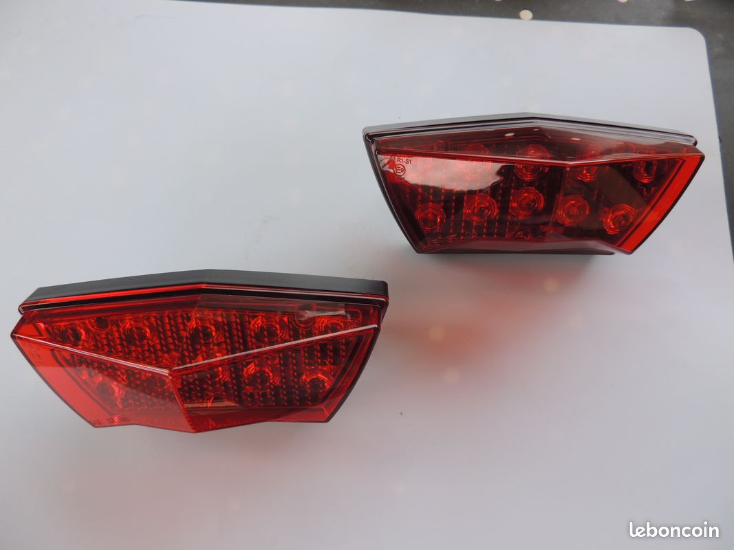 Feux de recul additionnel pour ssv polaris rzr (image 1)