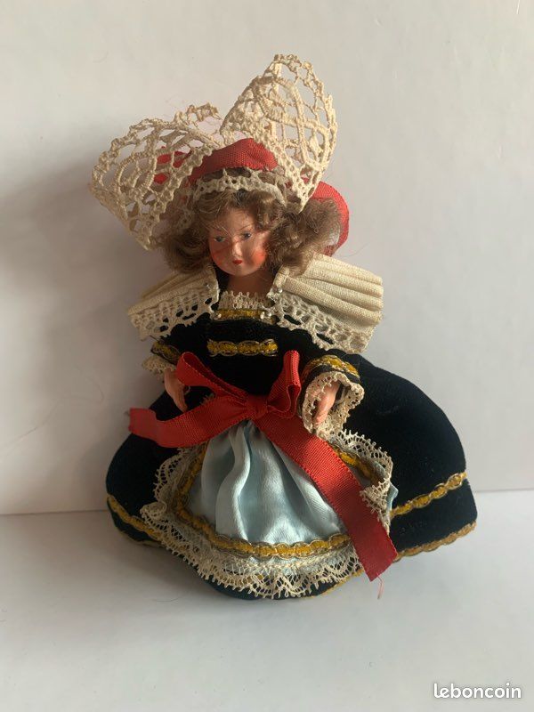 Poupée ancienne folklore (image 1)
