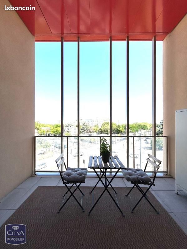 Appartement 1 pièce 27 m² · à Bron · 27 m² · 140 000 €
