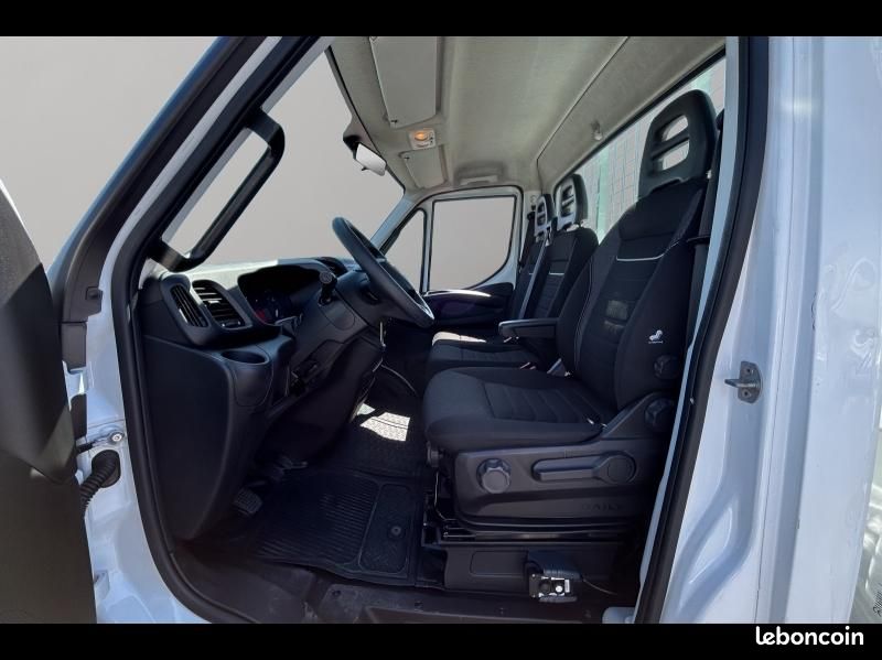 Iveco Daily CCb 35C16H3.0 empattement 4100 (image 12)