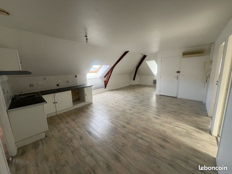 Appartement 3 pièces 82 m² · à Nay · 82 m² · 720 €/mois