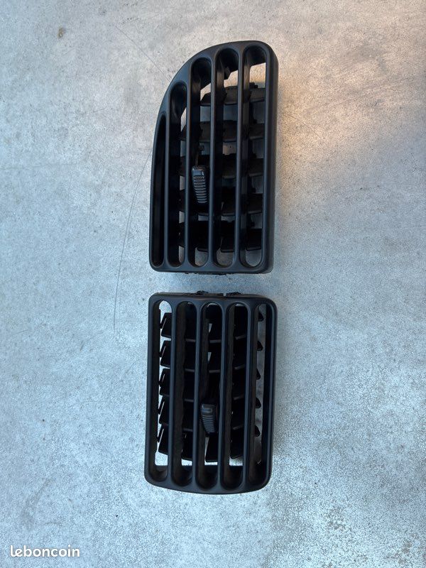 Grilles ventilation 406 coupé (image 1)