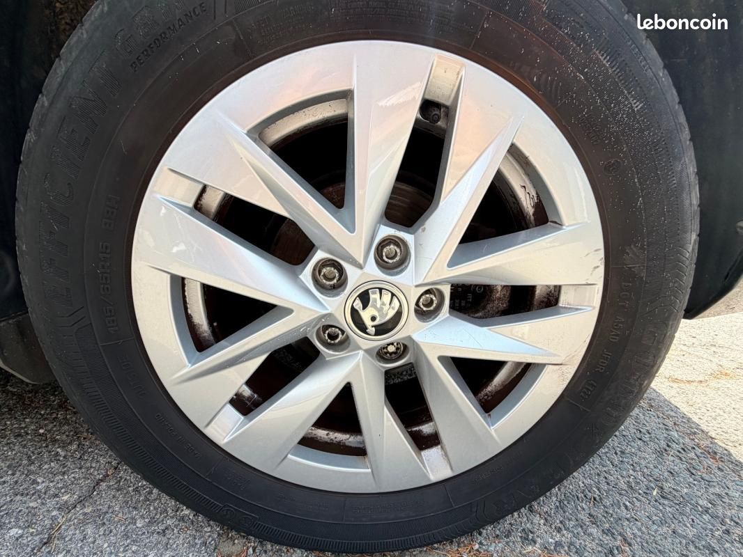 Skoda Fabia 1.0 TSI 95 ch BVM5 Ambition (image 9)