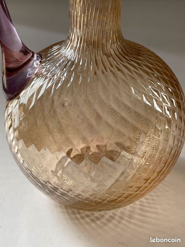 Carafe en verre irisé (image 9)