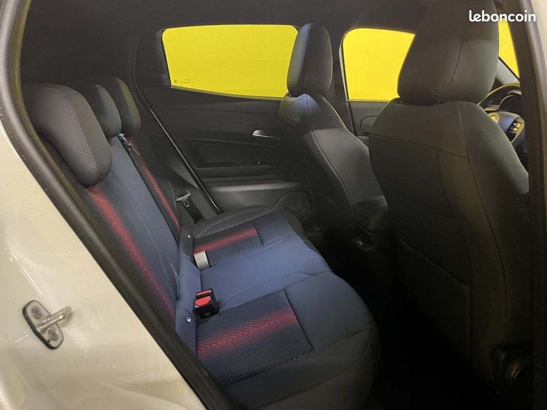 ALFA ROMEO JUNIOR 1.2 Ibrida - 145 - BV eDCT6 Premium (image 23)