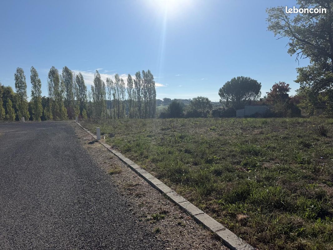 Terrain 234 m² · à Carmaux · 234 m² · 28 740 €